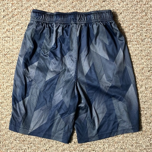 Athletic shorts sz 10-12 - Picture 4 of 4